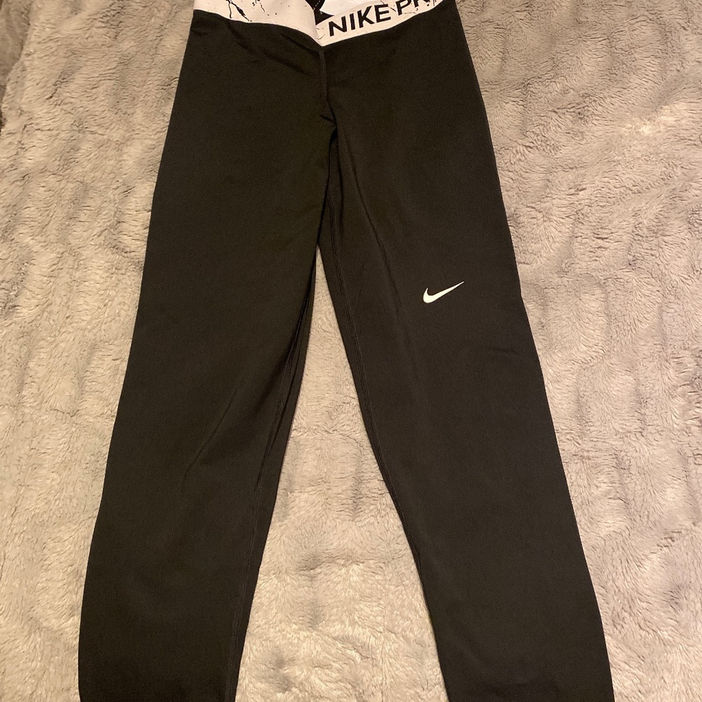 Nike crop leggings